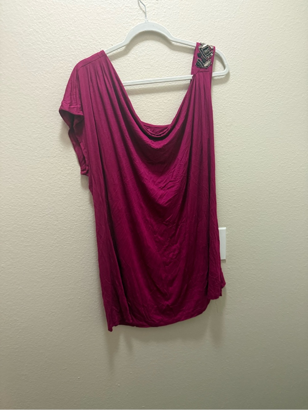 a.n.a One-Shoulder Draped Tunic top in Deep Pink